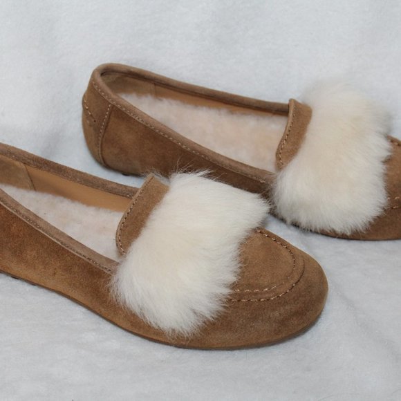 UGG WOMENS LOAFER MOCASSIN SLIPPERS SUEDE - Picture 2 of 7